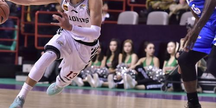 发接发与关 发接发与关